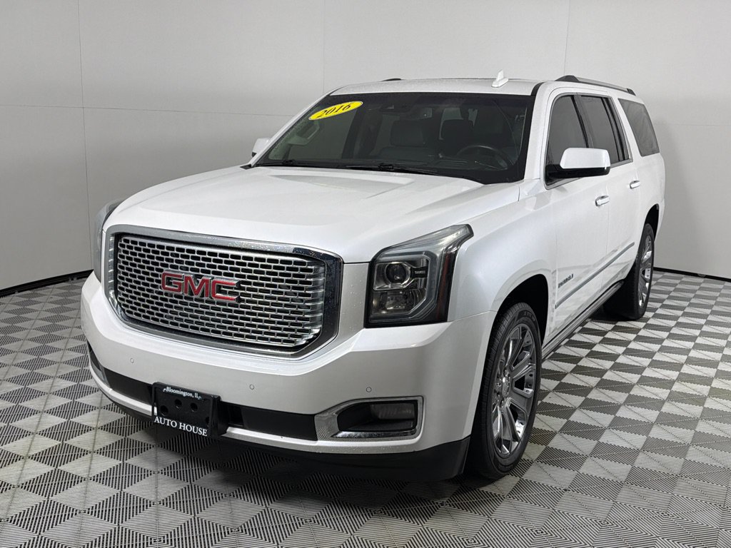 Used 2016 GMC Yukon XL Denali w/ Open Road Package AWD/4WD image 10