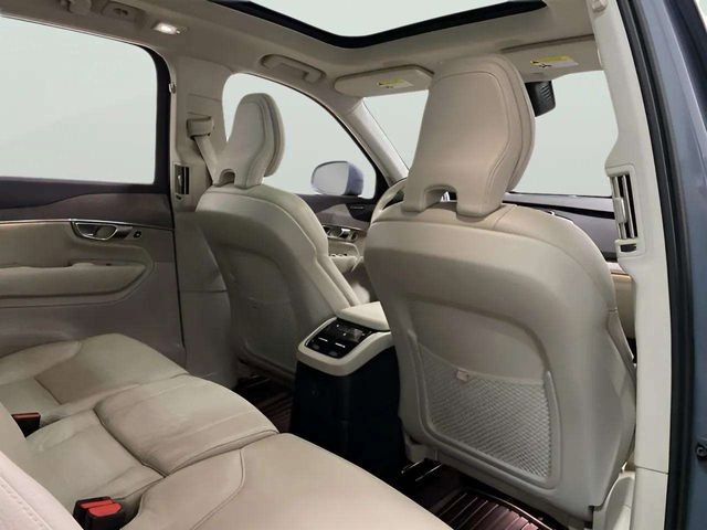 Used 2023 Volvo XC90 T8 Plus w/ Protection Package Premier image 38