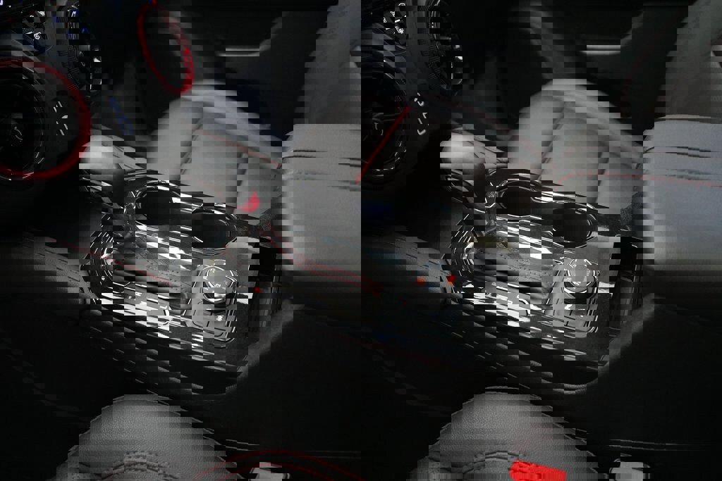 Used 2022 Chevrolet Blazer RS w/ Enhanced Convenience Package image 17