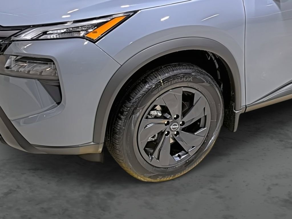 New 2026 Nissan Rogue SV AWD/4WD image 7