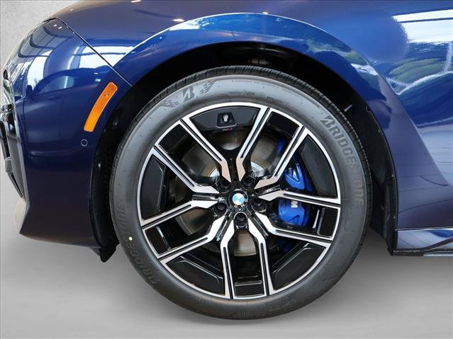 Used 2026 BMW 740i xDrive AWD/4WD image 10