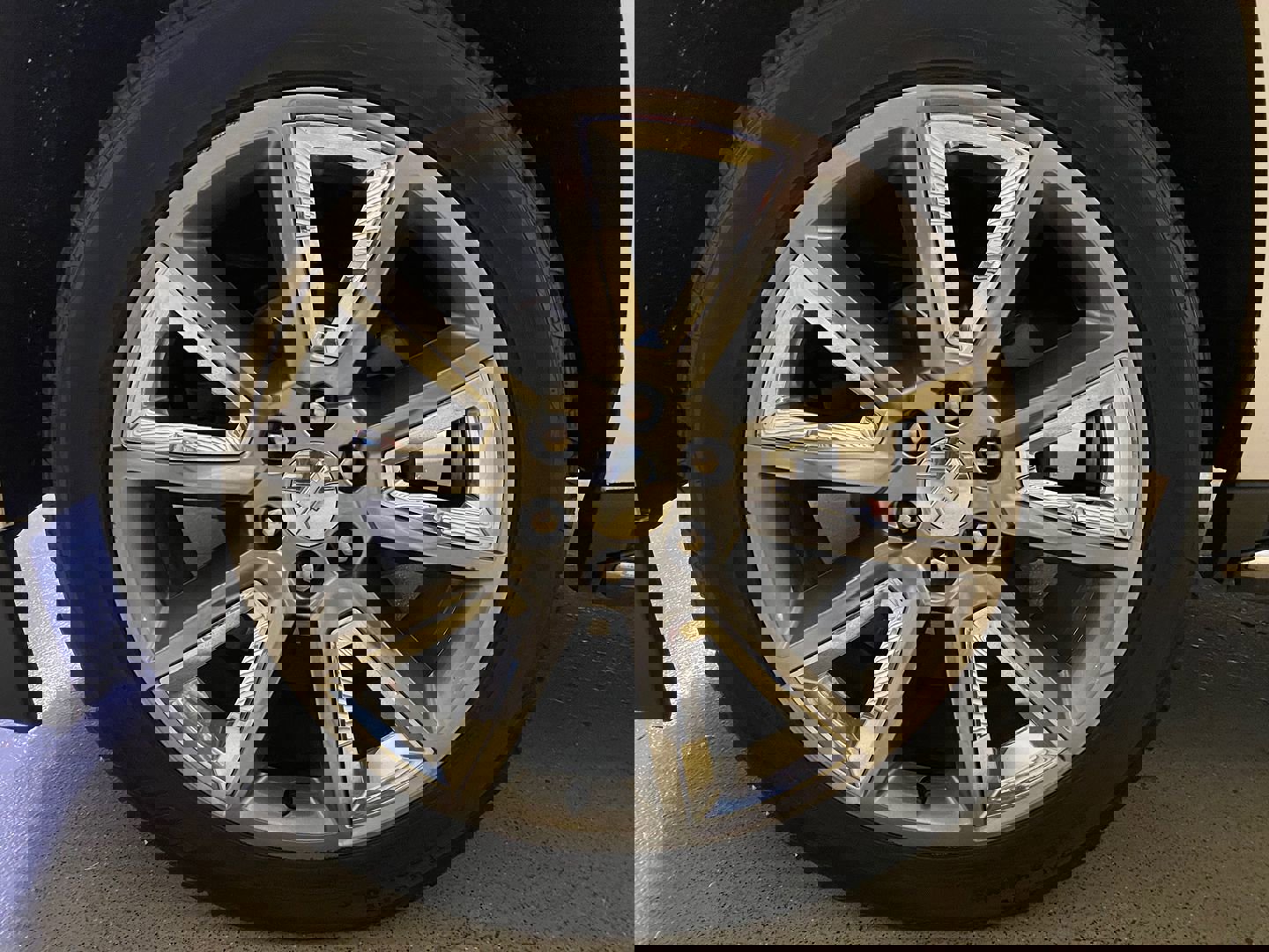 Used 2017 Chevrolet Suburban Premier image 11