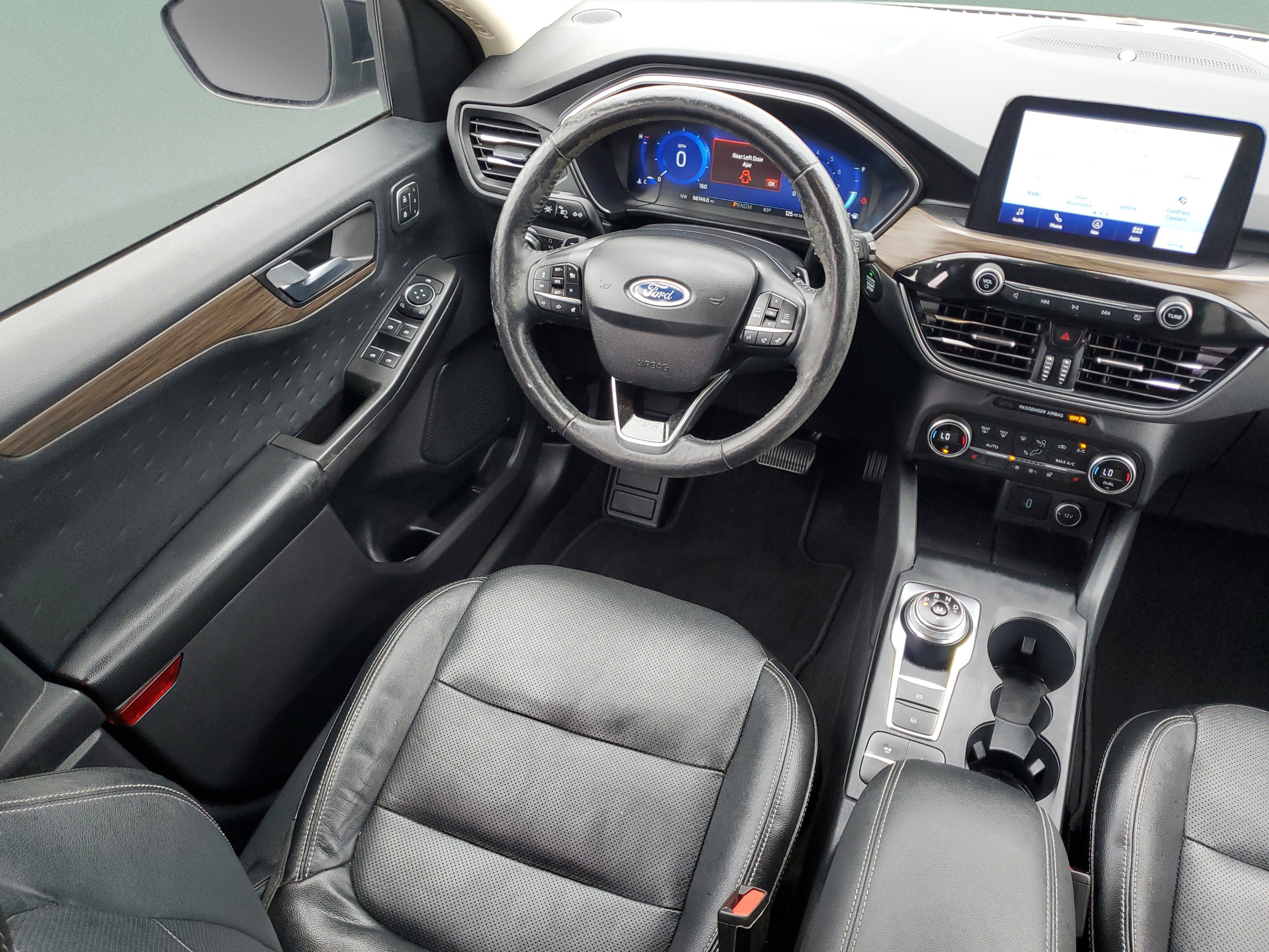 Certified 2020 Ford Escape Titanium AWD/4WD image 13