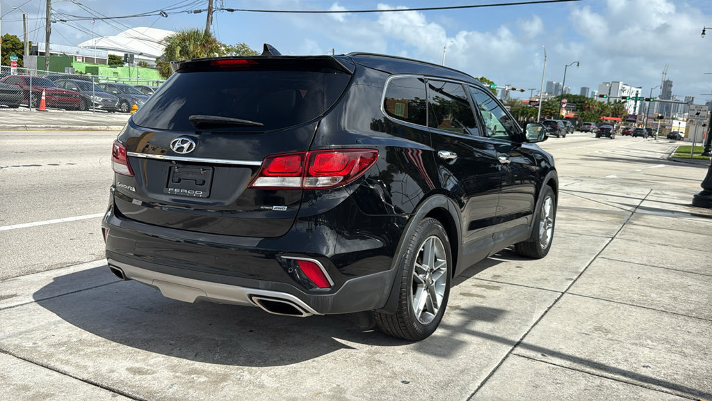Used 2018 Hyundai Santa Fe AWD w/ SE Ultimate Tech Package 03 image 15