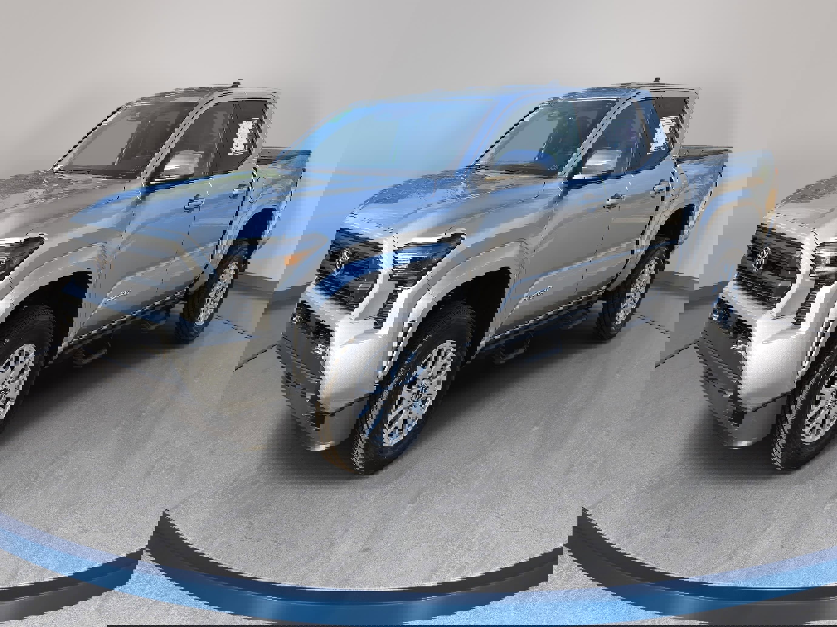 Used 2025 Toyota Tacoma SR5 image 1