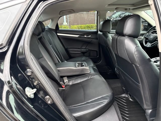 Used 2017 Honda Civic Touring image 10