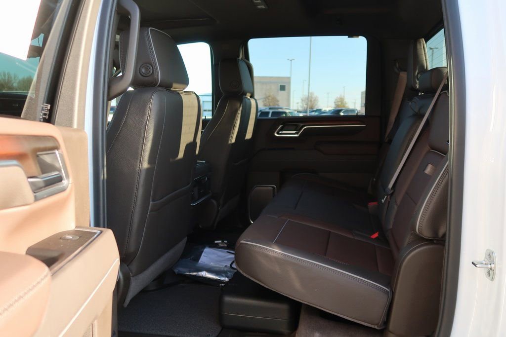 New 2026 GMC Sierra 2500 Denali w/ Denali Reserve Package image 25