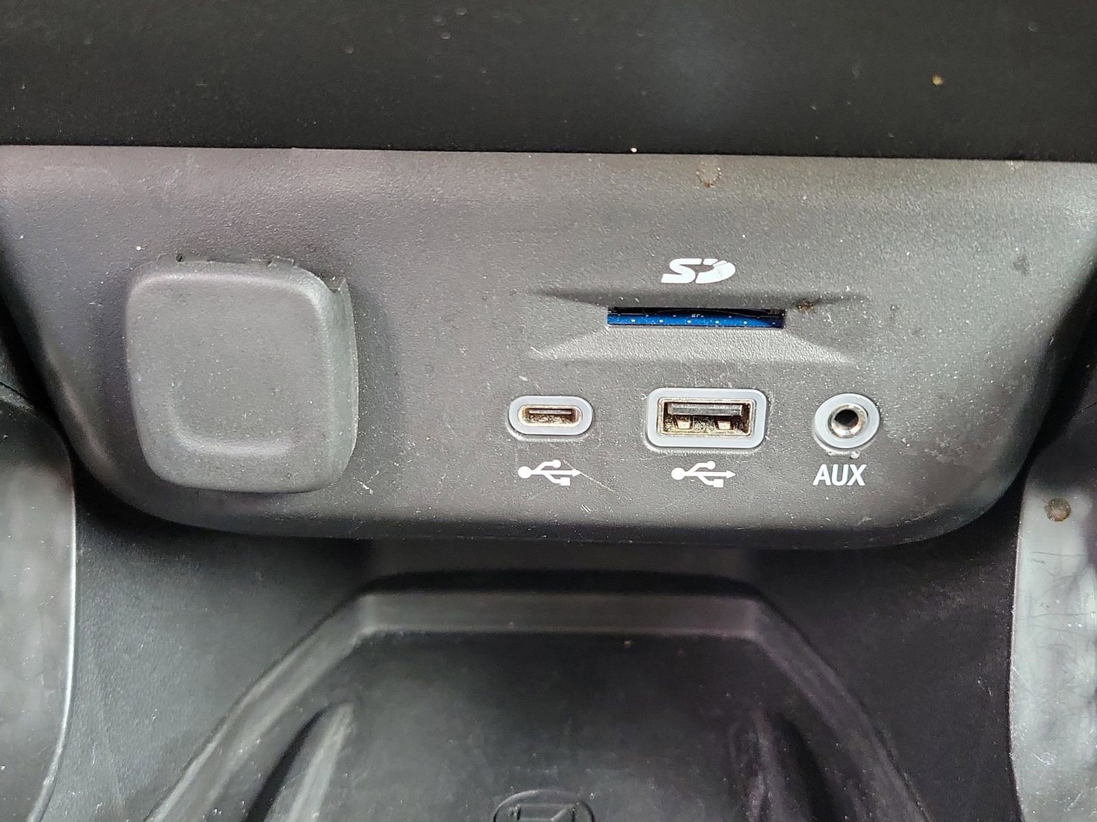 Used 2021 Chevrolet TrailBlazer ACTIV w/ Sun and Liftgate Package AWD/4WD image 42