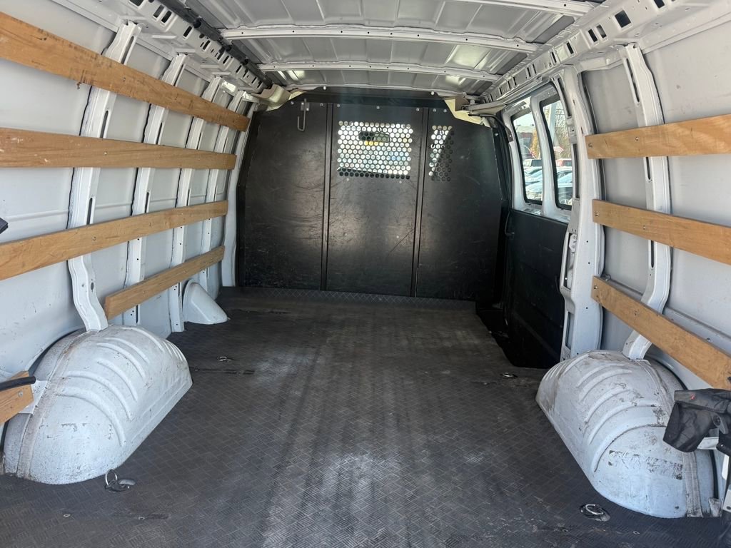 Used 2021 GMC Savana 2500 w/ Driver Convenience Package image 26