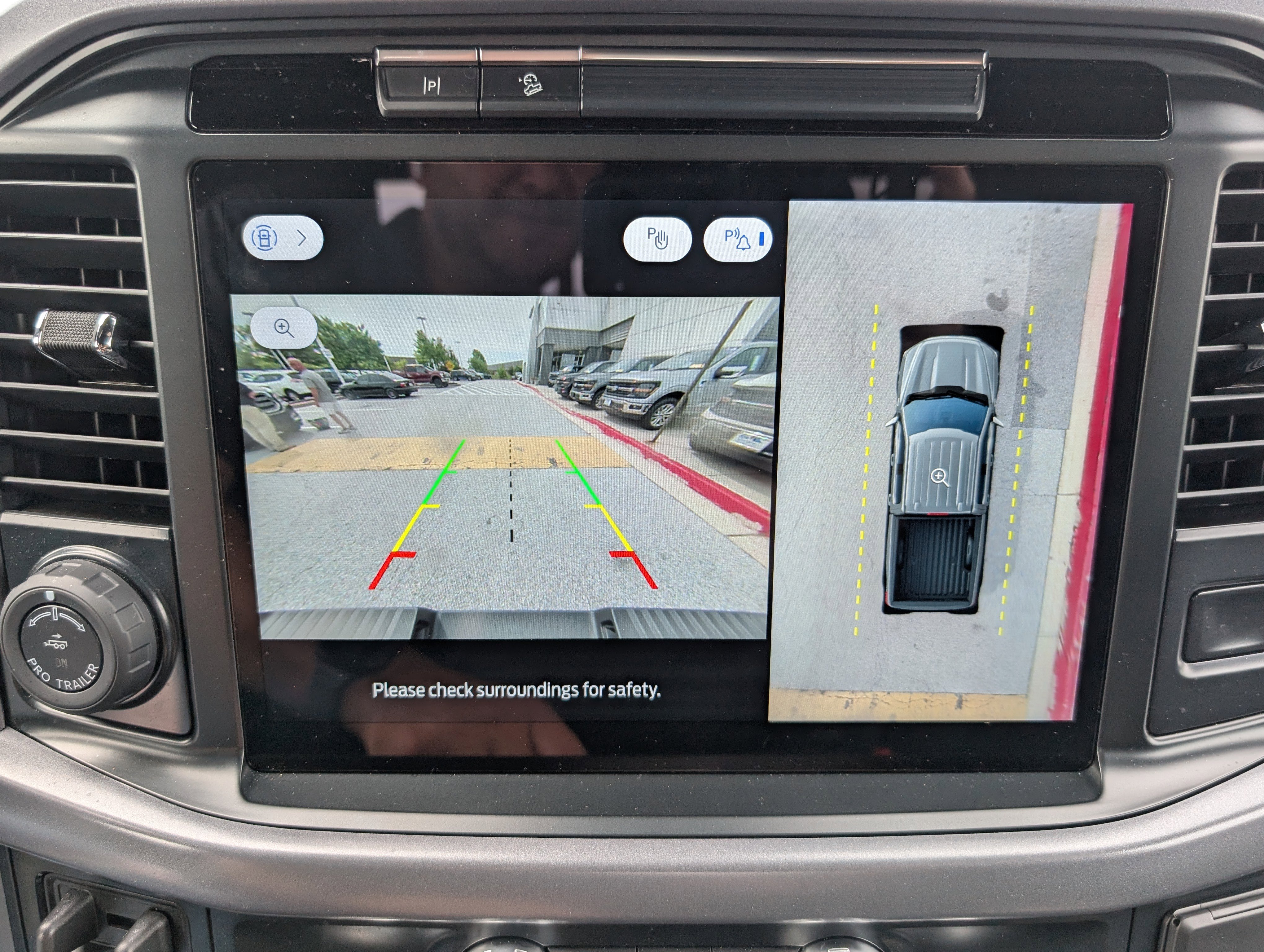 New 2025 Ford F150 XLT w/ Equipment Group 302A MID image 31