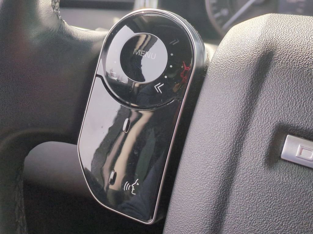 Used 2020 Land Rover Discovery Sport image 14