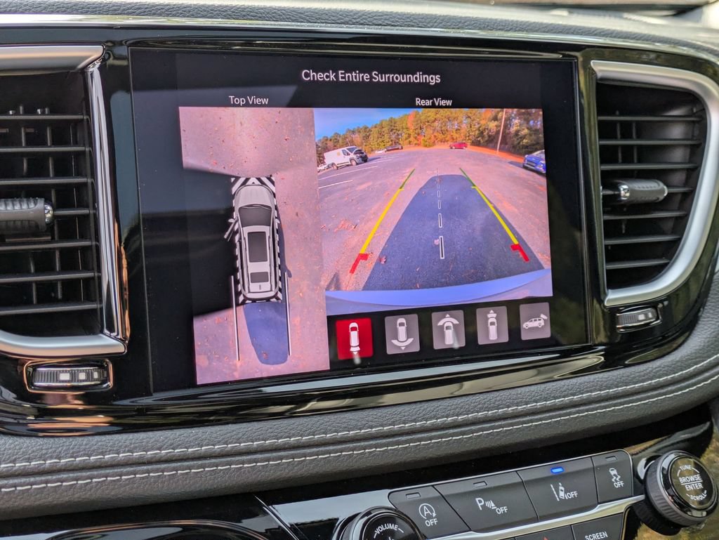 New 2026 Chrysler Pacifica Limited FWD image 22