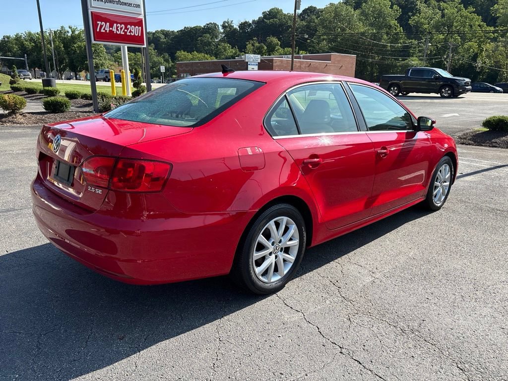 Used 2013 Volkswagen Jetta SE FWD image 5