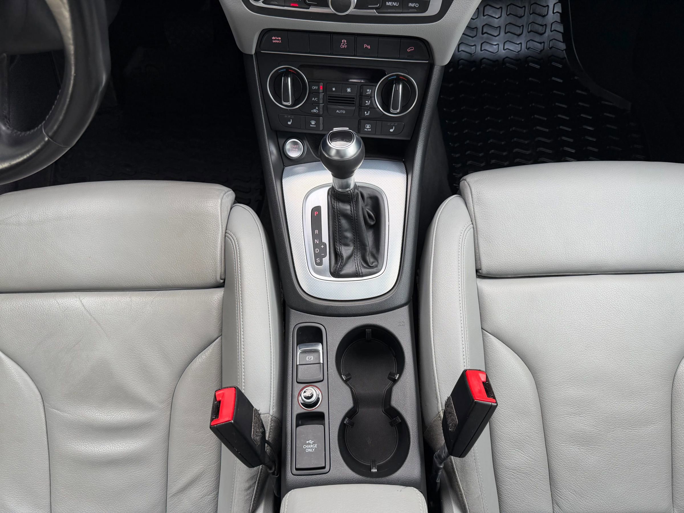 Used 2018 Audi Q3 2.0T Premium Plus AWD/4WD image 30