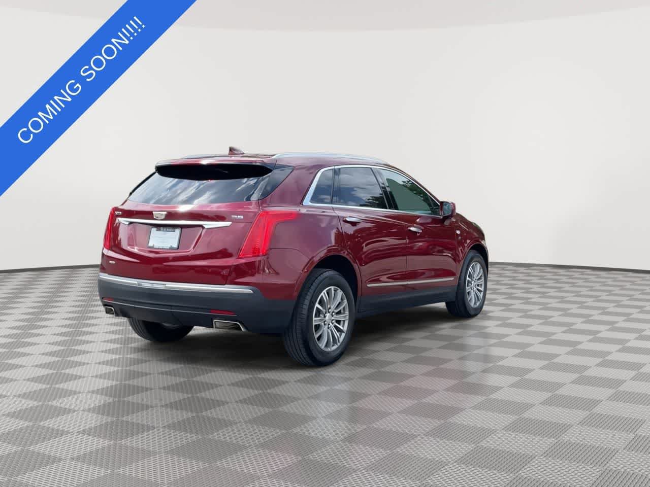 Used 2017 Cadillac XT5 Luxury w/ Driver Awareness Package AWD/4WD image 8