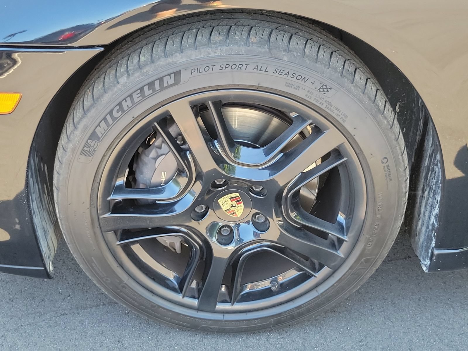 Used 2012 Porsche Panamera 4 AWD/4WD image 6