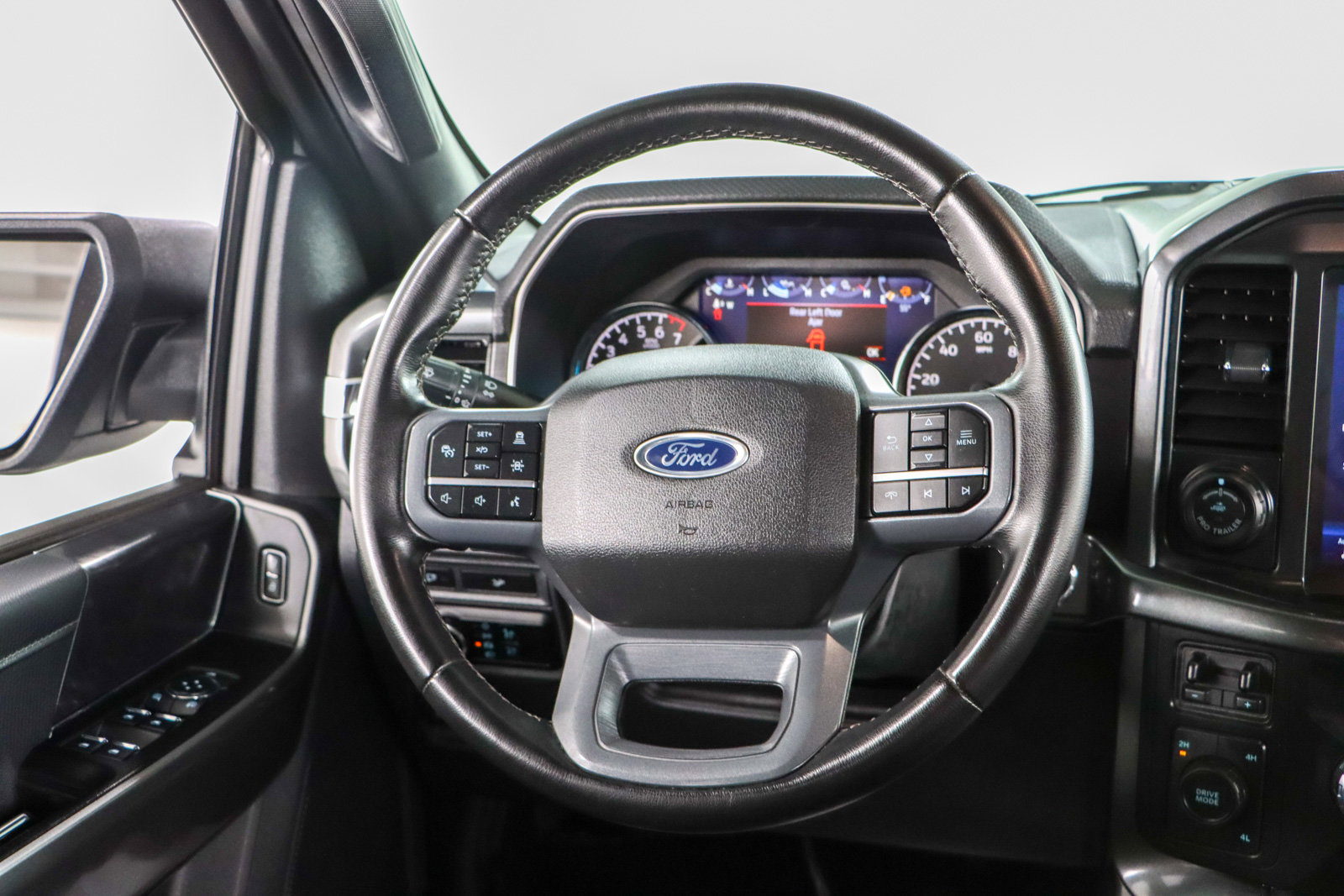 Used 2023 Ford F150 XLT w/ Equipment Group 302A High image 13