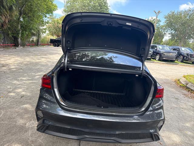 Used 2023 Kia Forte LXS FWD image 21