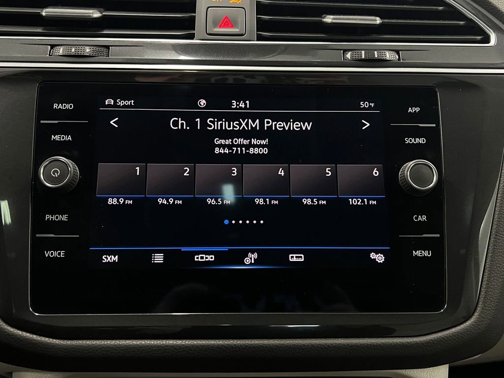 Used 2022 Volkswagen Tiguan SE image 23