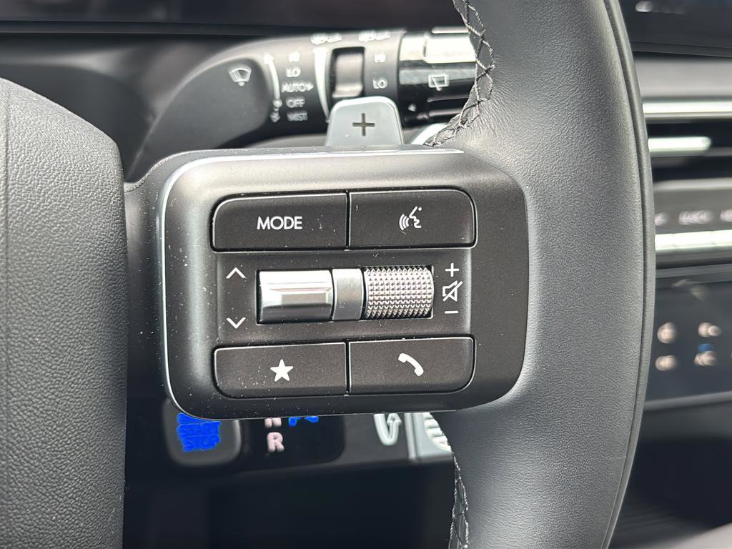 Used 2026 Hyundai Palisade Calligraphy FWD image 22