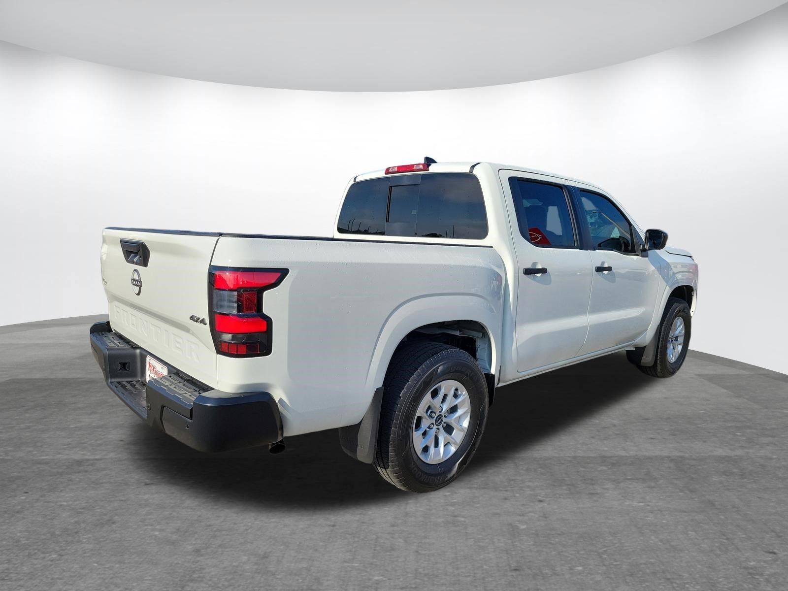 Used 2026 Nissan Frontier S AWD/4WD image 5