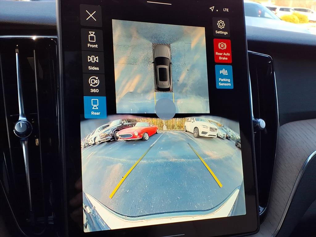 New 2026 Volvo XC60 T8 Plus w/ Protection Package Premier image 16