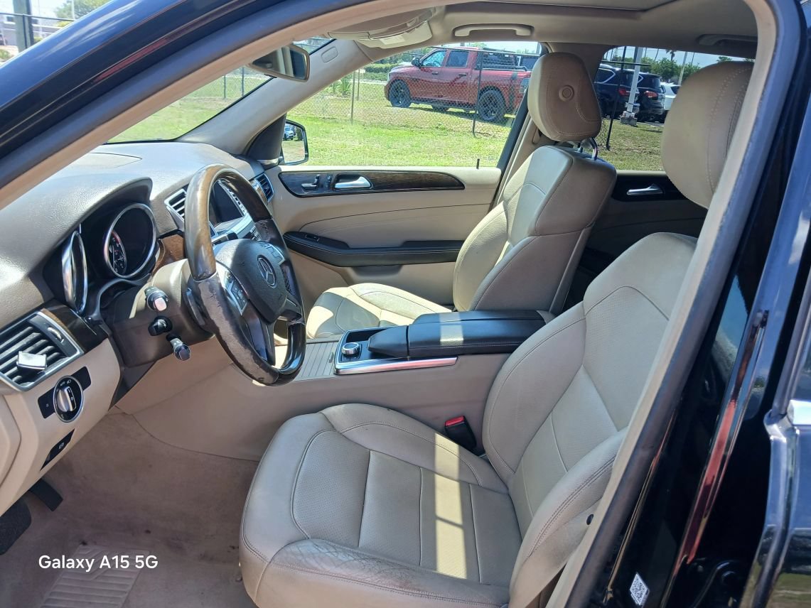 Used 2015 Mercedes-Benz ML 250 BlueTEC 4MATIC w/ Premium 1 Package image 9