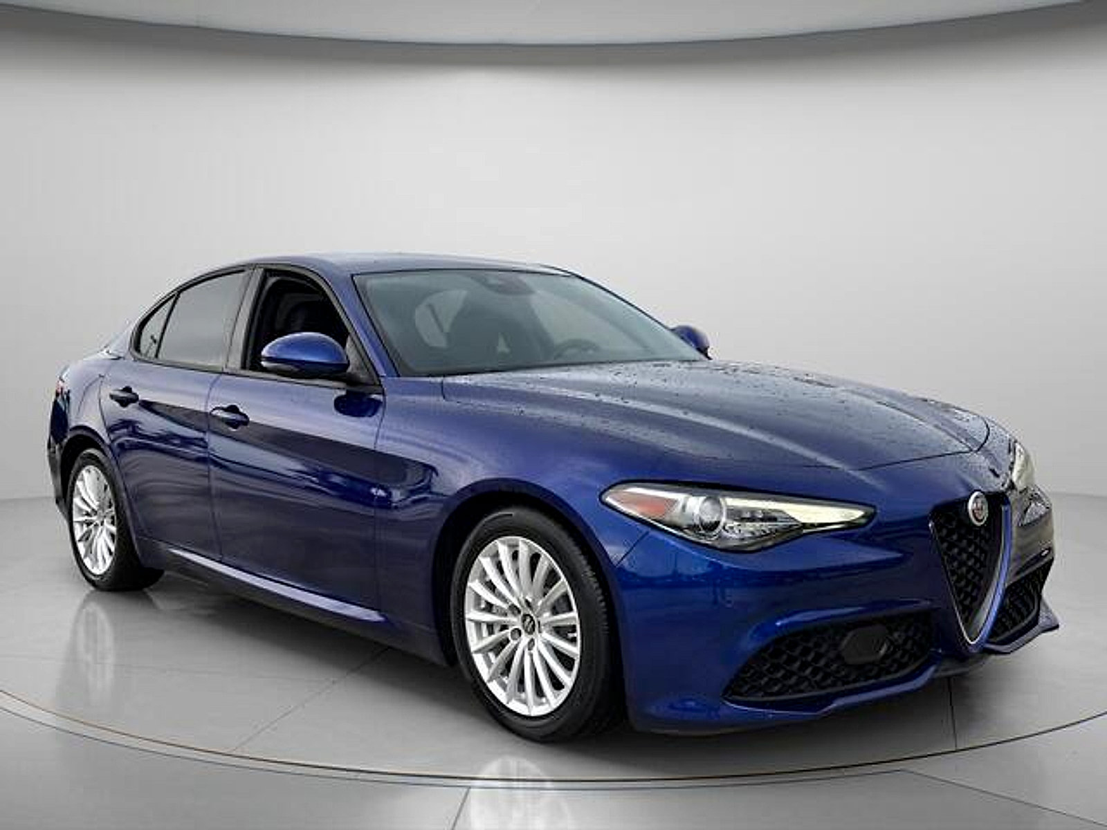 Used 2022 Alfa Romeo Giulia Sprint RWD image 9