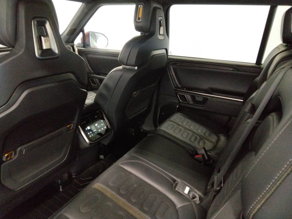 Used 2023 Rivian R1S Launch Edition image 39