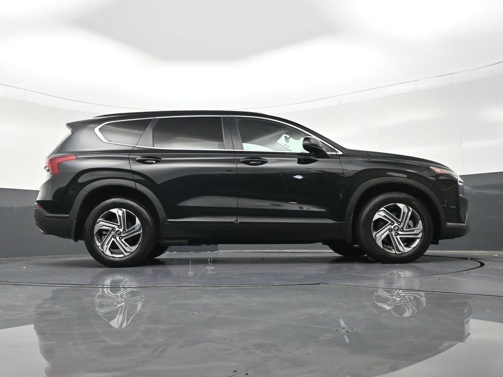 Used 2023 Hyundai Santa Fe SE image 28