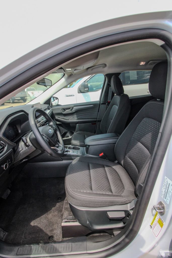 Used 2025 Ford Escape Active FWD image 13