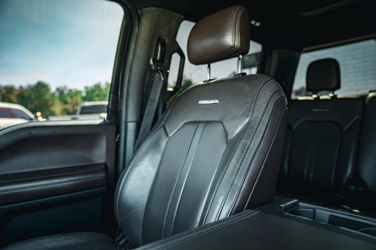 Used 2015 Ford F150 Platinum w/ Equipment Group 701A Luxury AWD/4WD image 24