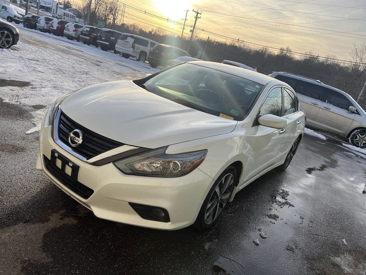 Used 2016 Nissan Altima 2.5 SR FWD image 7