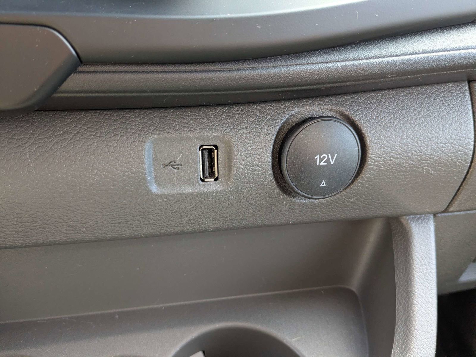 Used 2024 Ford Transit 250 BASE w/ Exterior Upgrade Package image 20