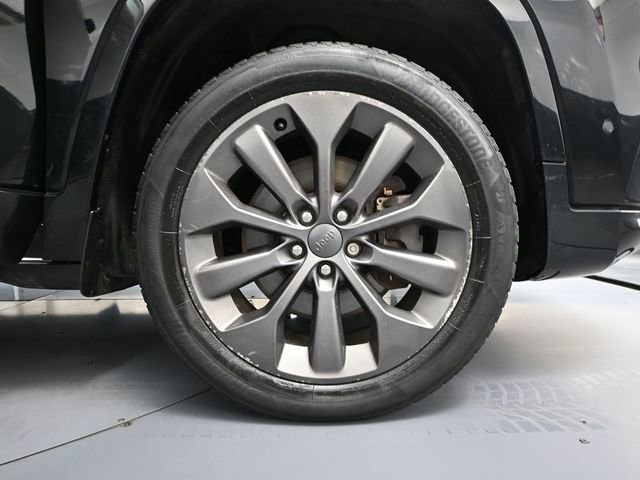 Used 2020 Jeep Cherokee High Altitude AWD/4WD image 18