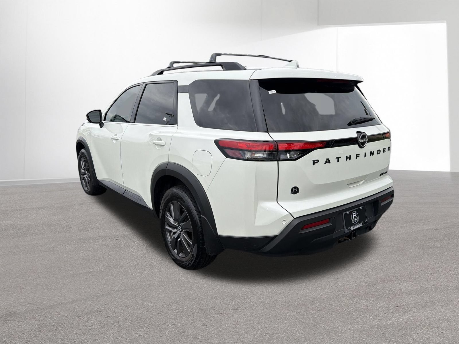 Used 2022 Nissan Pathfinder SV w/ SV Premium Package AWD/4WD image 6