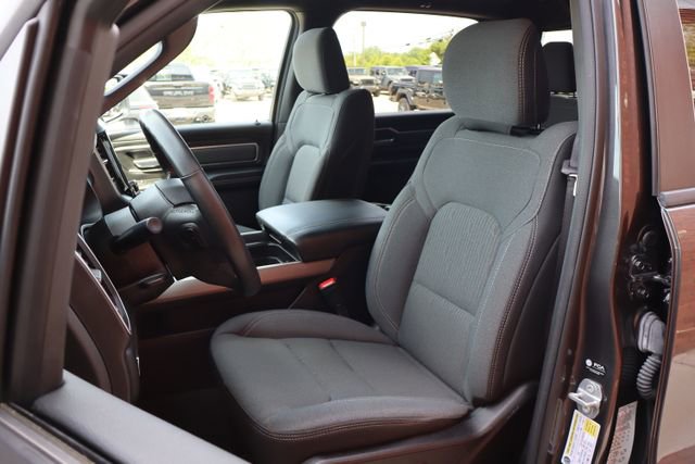 Used 2022 RAM 1500 Big Horn AWD/4WD image 11