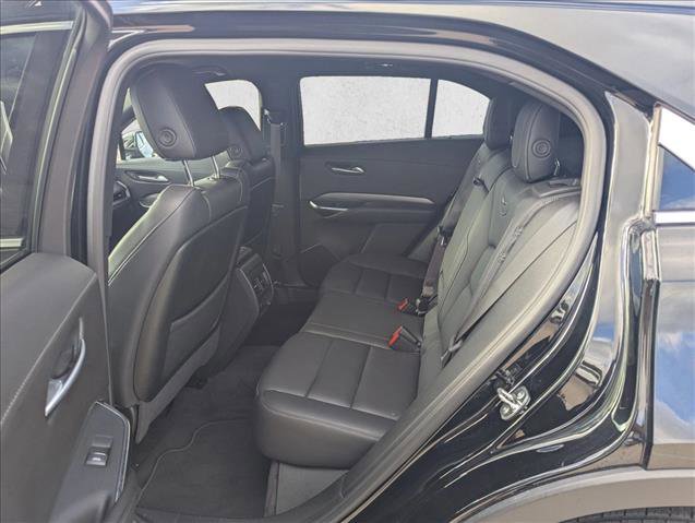 Used 2025 Cadillac XT4 Premium Luxury image 19