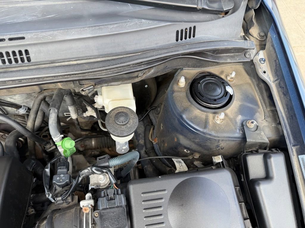 Used 2005 Toyota Corolla CE FWD image 22