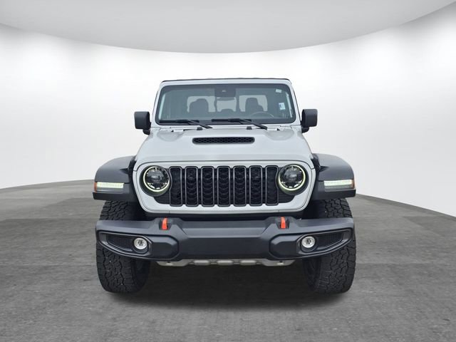 Used 2024 Jeep Gladiator Mojave image 2