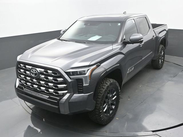 Used 2025 Toyota Tundra Platinum AWD/4WD image 31