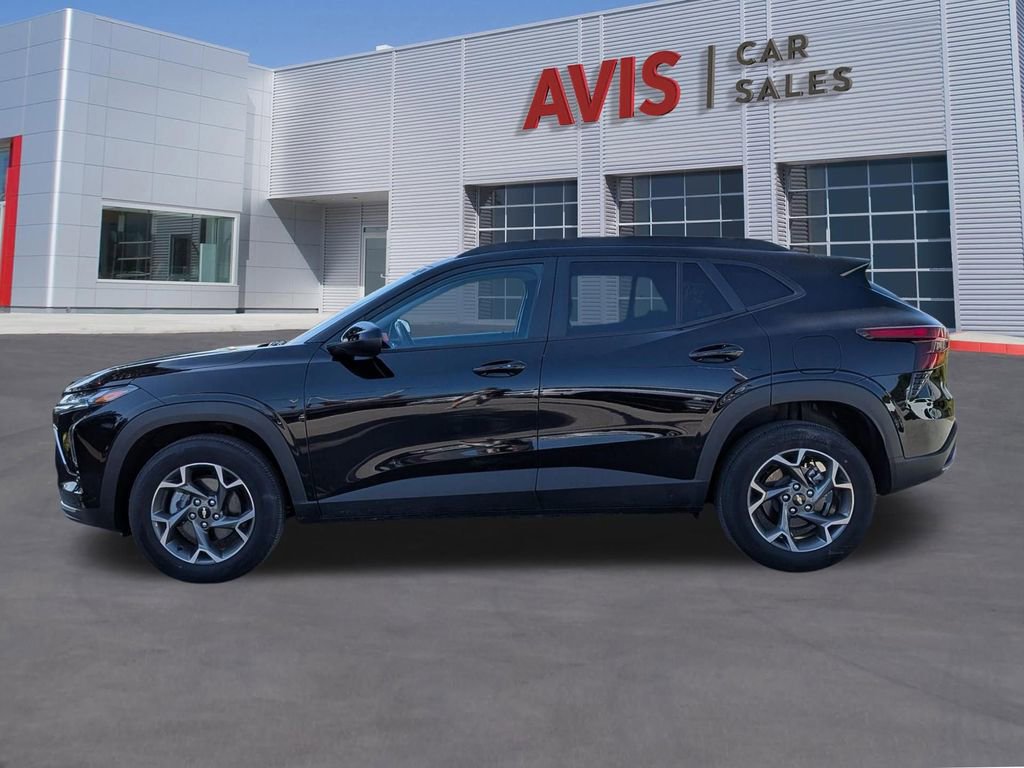 Used 2025 Chevrolet Trax LT w/ LT Convenience Package FWD image 10