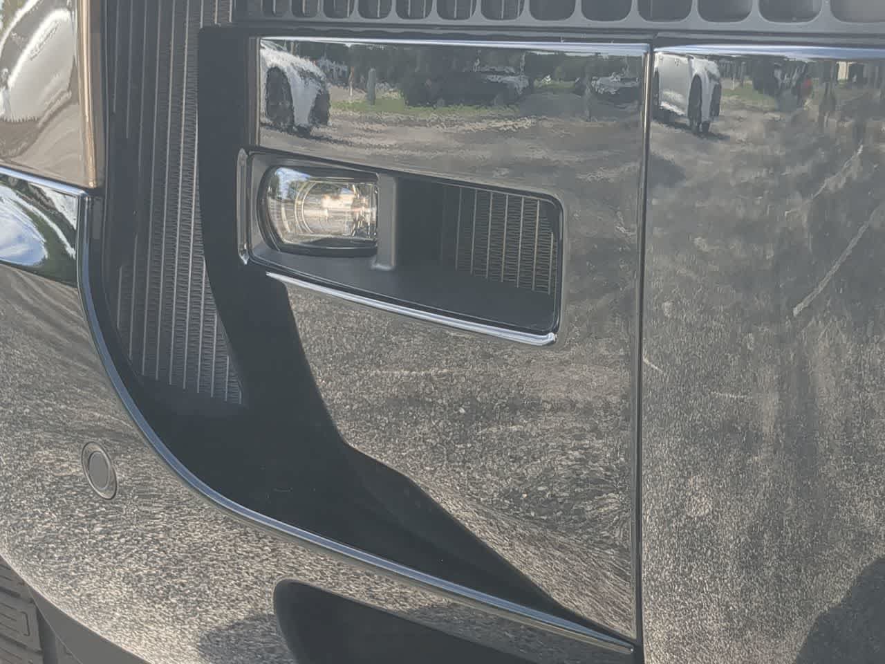 New 2026 Land Rover Defender 110 X AWD/4WD image 11