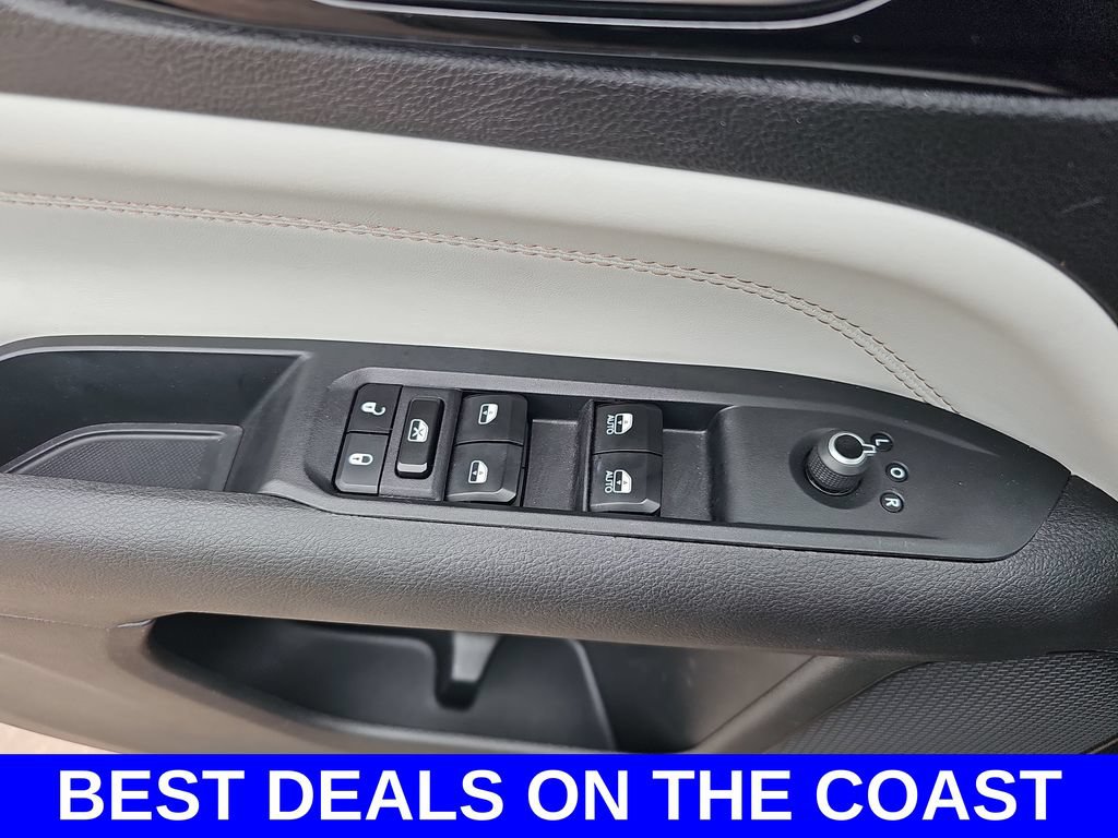Used 2024 Jeep Compass Limited AWD/4WD image 26