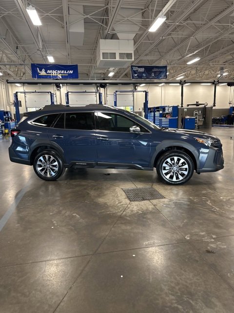 New 2025 Subaru Outback Touring XT image 5