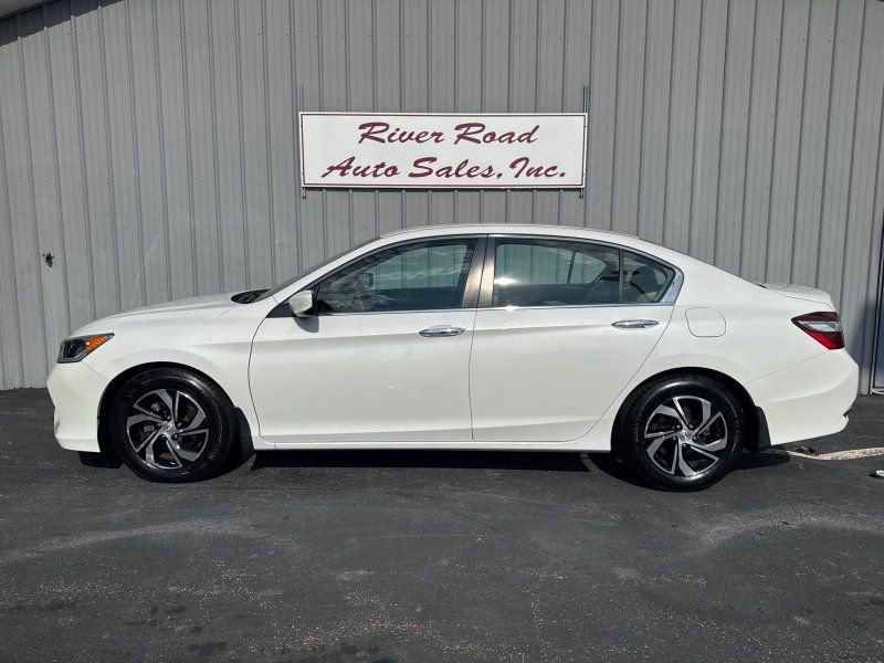 Used 2016 Honda Accord LX image 13