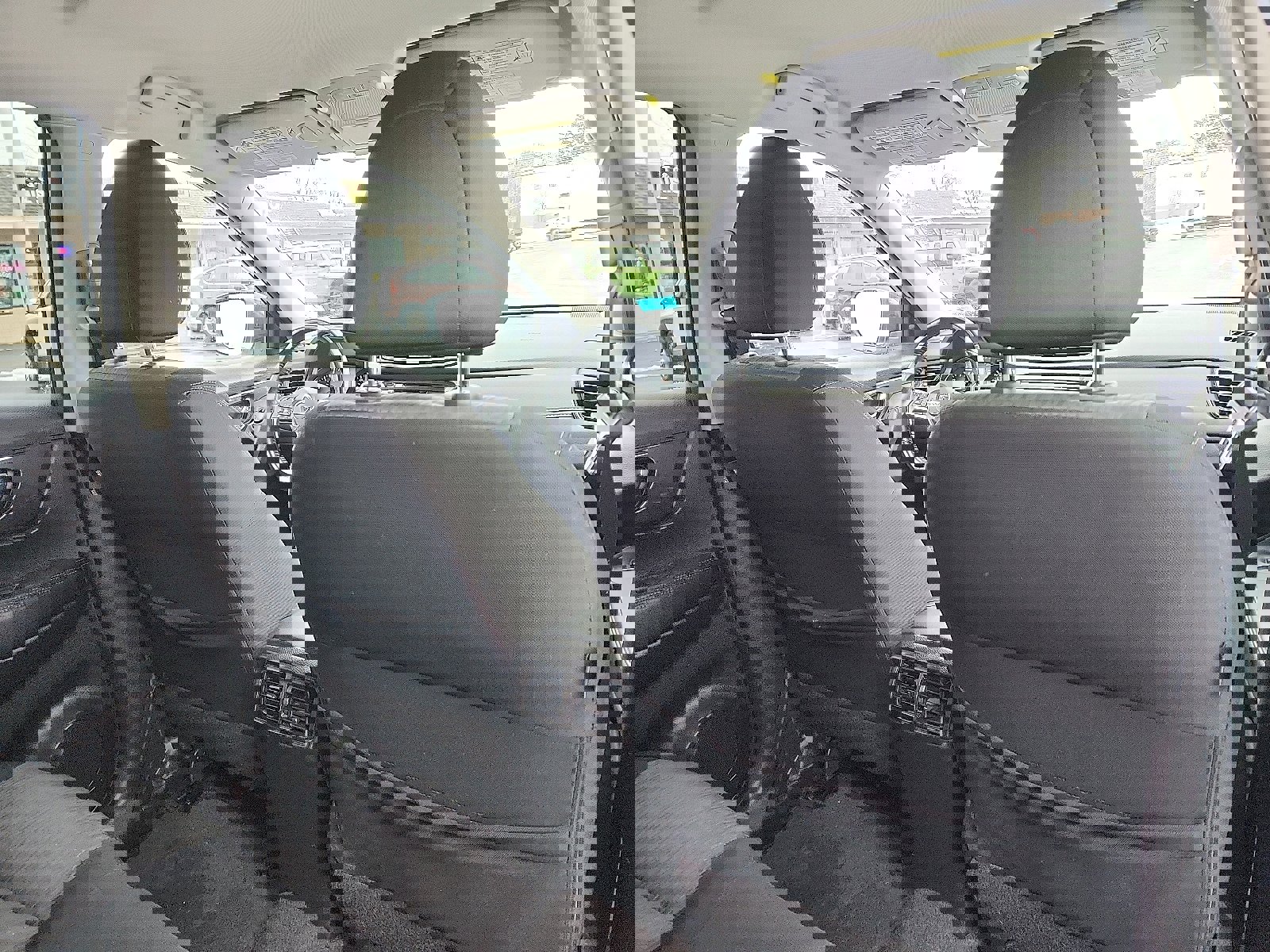 Used 2018 Nissan Rogue SV w/ Premium Package image 28