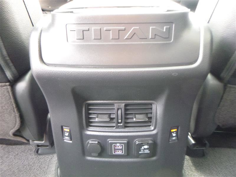 Used 2024 Nissan Titan PRO-4X w/ Pro-4x Convenience Package image 19