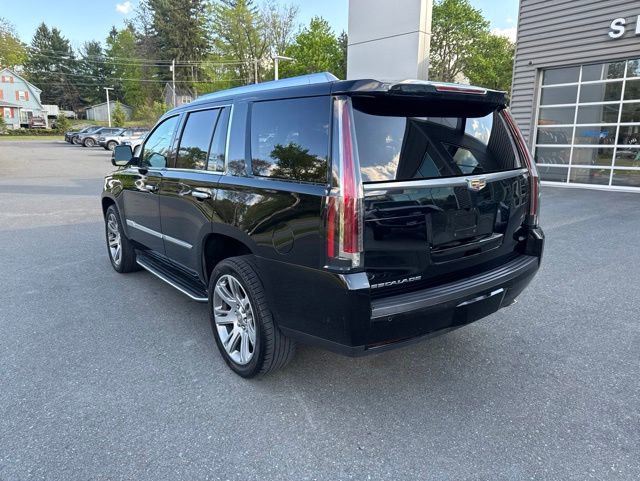 Used 2018 Cadillac Escalade Luxury AWD/4WD image 9