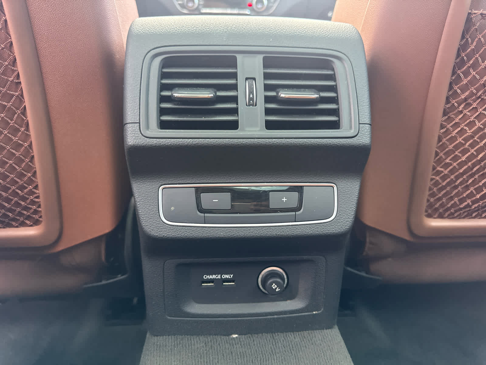 Used 2023 Audi Q5 2.0T Premium w/ Convenience Package image 18